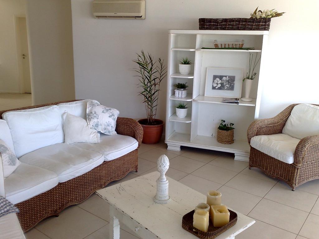 Pousada Mauna Lani บอมบินญัส ภายนอก รูปภาพ